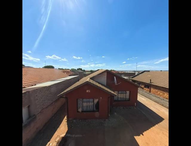 2 BEDROOM PROPERTY TO RENT IN LEBOENG